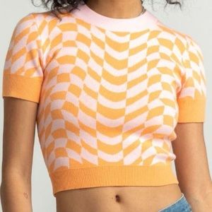 RSQ Woman’s Extra Small Orange and Print Shirt